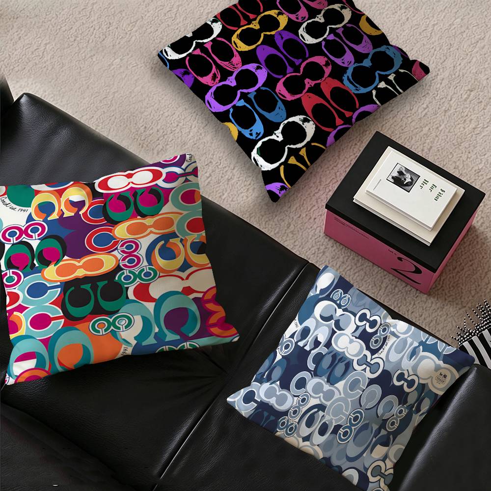 C-Coach B-Brand LOGO Cushion C - Home Textiles Inc 评论和价格